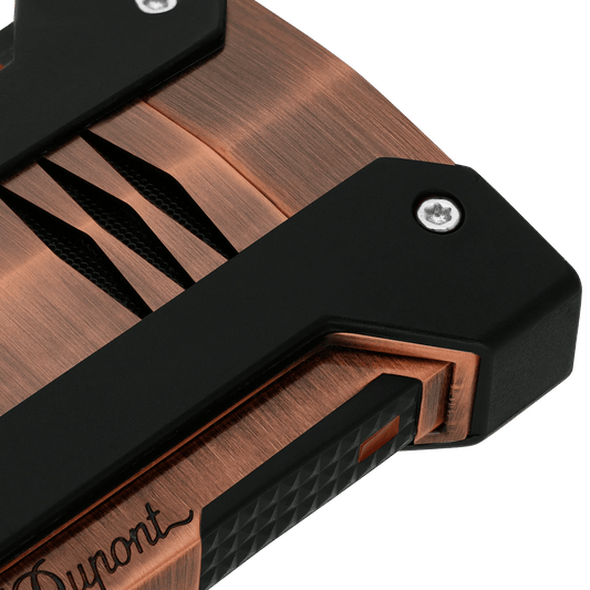 Le briquet S.T. Dupont Défi Extrême est l’alliance parfaite entre technologie de pointe et élégance